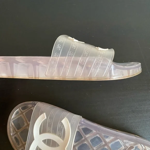 EUC Chanel CC Clear PVC Plastic Pool Sides size 37 w/dustbag fits 6/6.5 - Picture 8 of 12